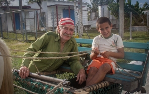 Teaching his grandson to “drive” in the coastal community of Cocodrilo where Ocean Doctor is helping develop sustainable alternatives